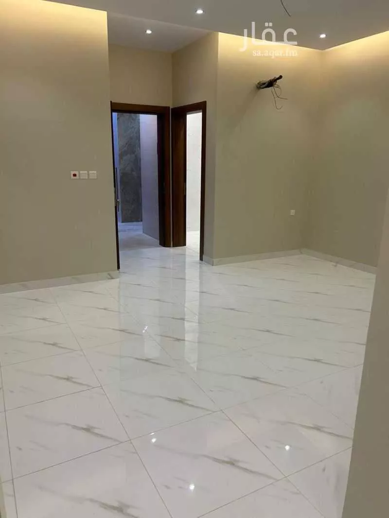 شقة 6 غرف في طيبة 15