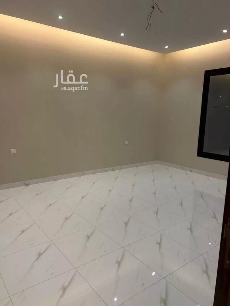 شقة 6 غرف في طيبة 19