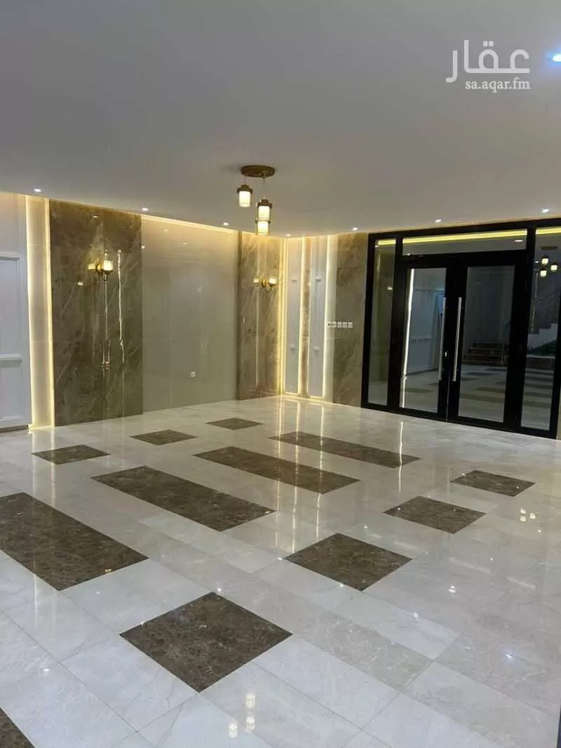 شقة 6 غرف في طيبة 6