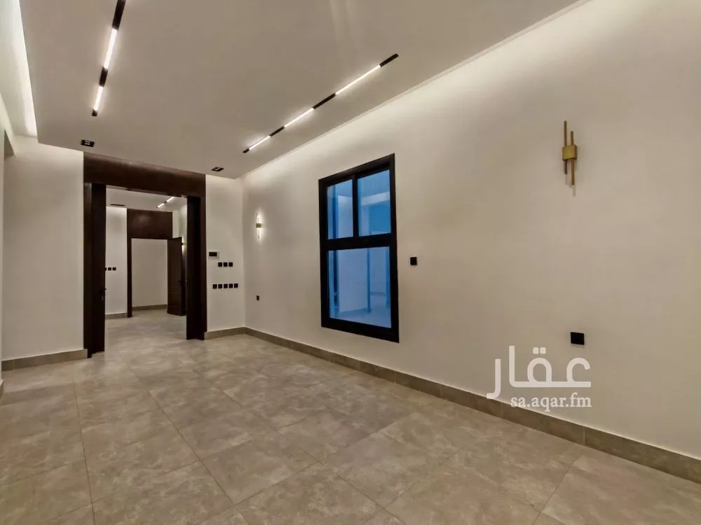 4 bedroom floor in Al Munsiyah 5