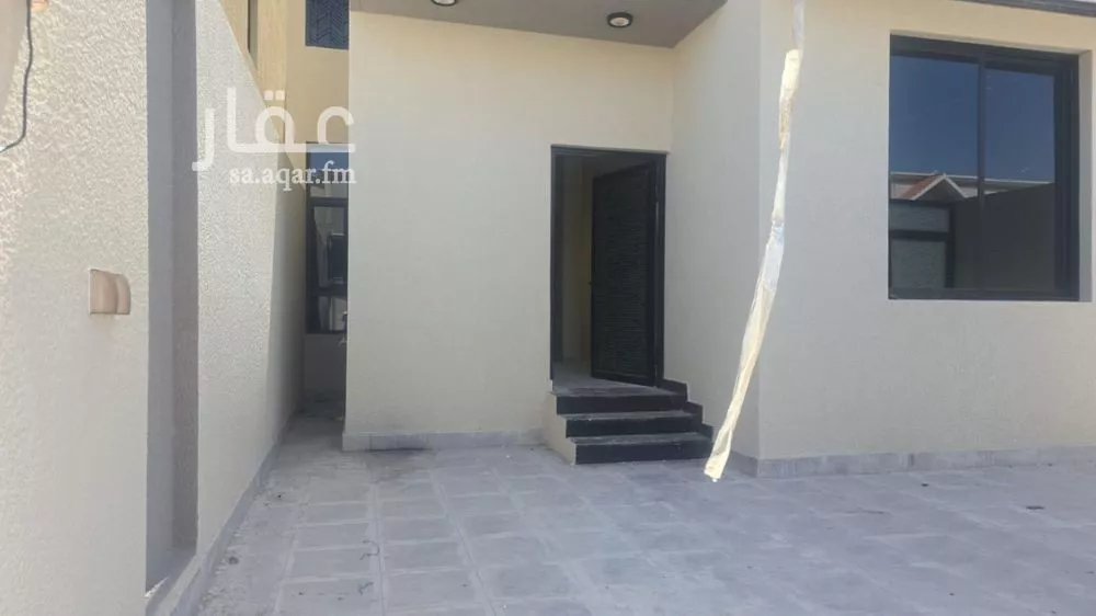 6 bedroom villa in Al Manar 23