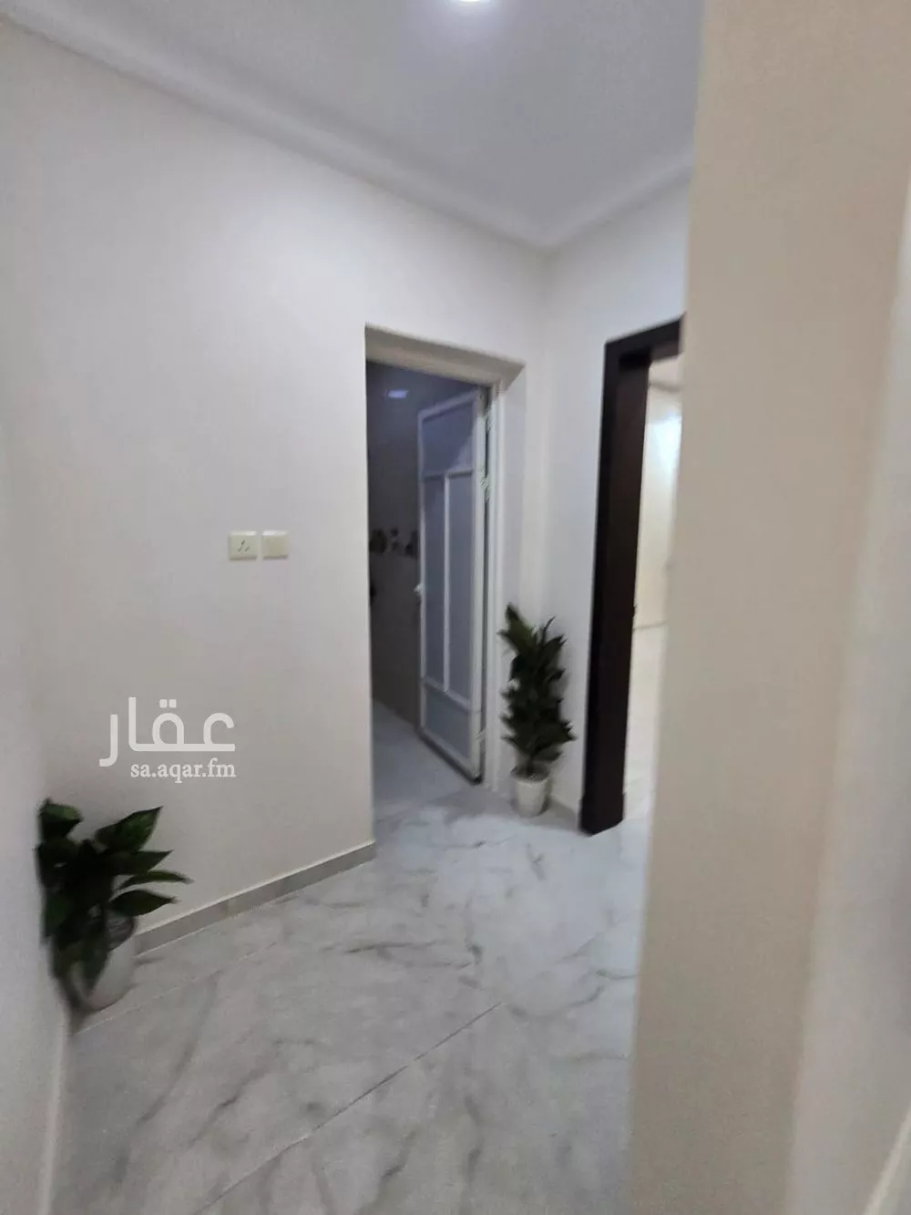 6 bedroom villa in Dahiat King Fahd 17