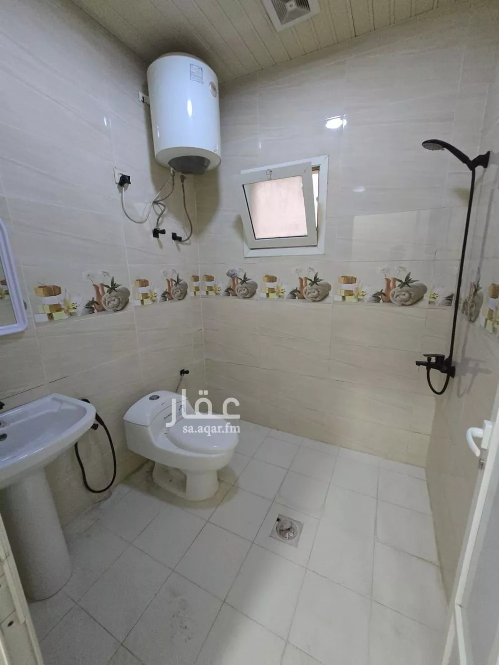 6 bedroom villa in Dahiat King Fahd 18