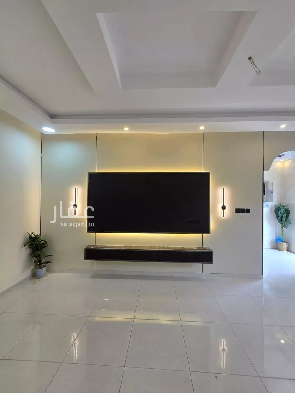 فيلا 8 غرف في ضاحية الملك فهد 2