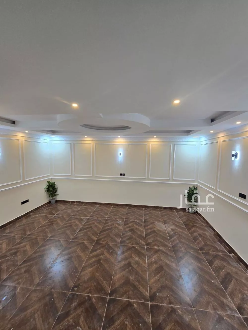 فيلا 8 غرف في ضاحية الملك فهد 21