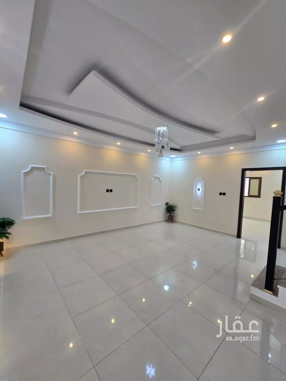 فيلا 8 غرف في ضاحية الملك فهد 25