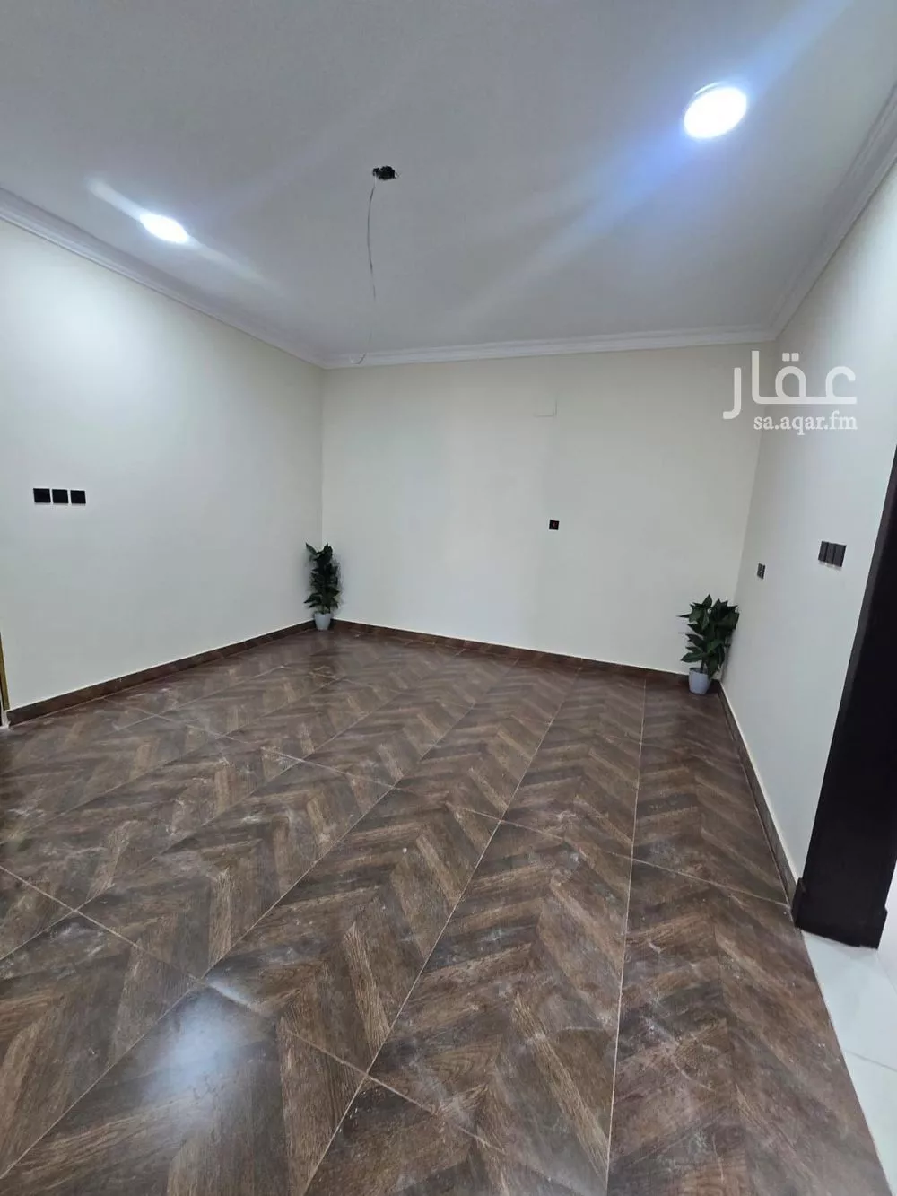 فيلا 8 غرف في ضاحية الملك فهد 7