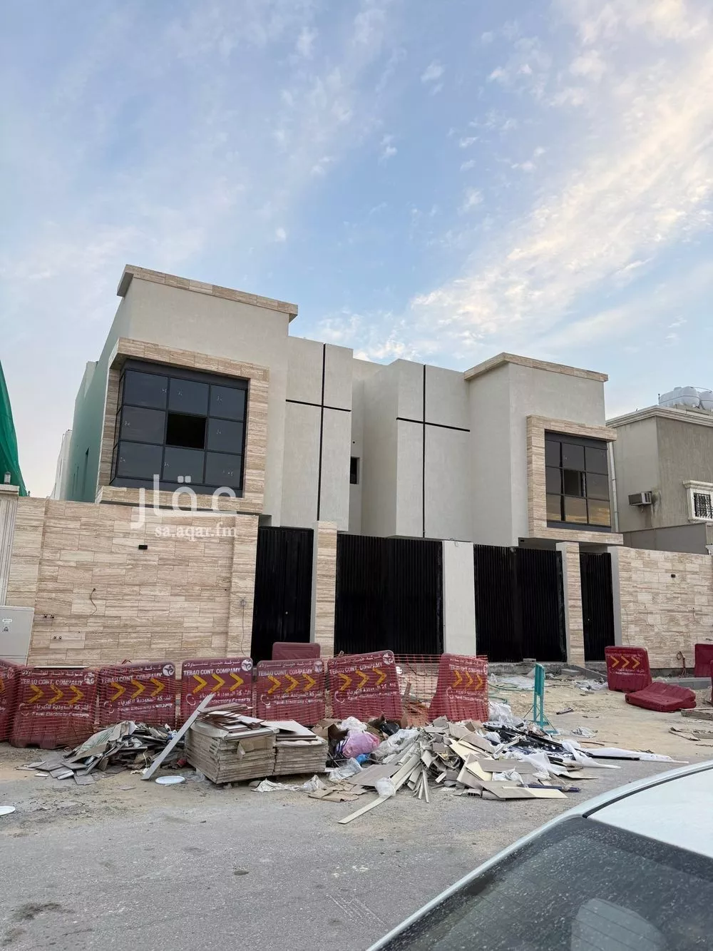 6 bedroom villa in Dahiat King Fahd 3
