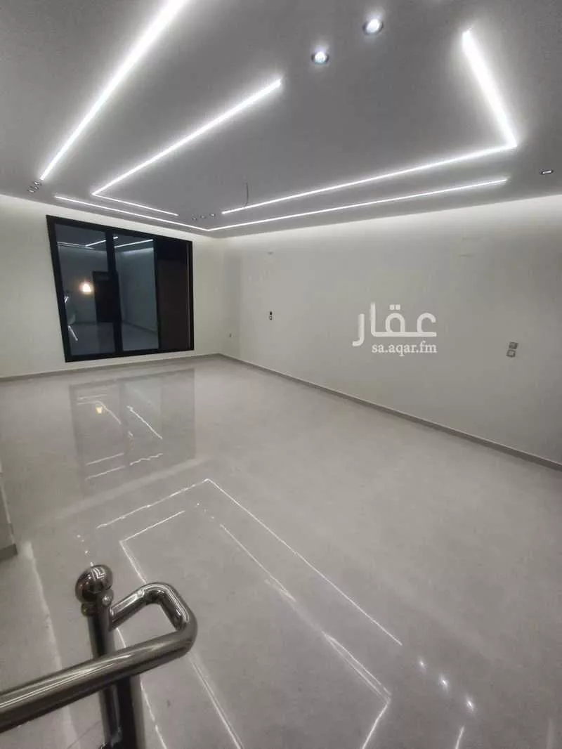 9 bedroom villa in Uhud 12