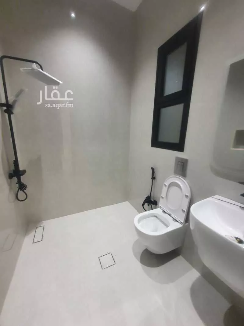 9 bedroom villa in Uhud 16