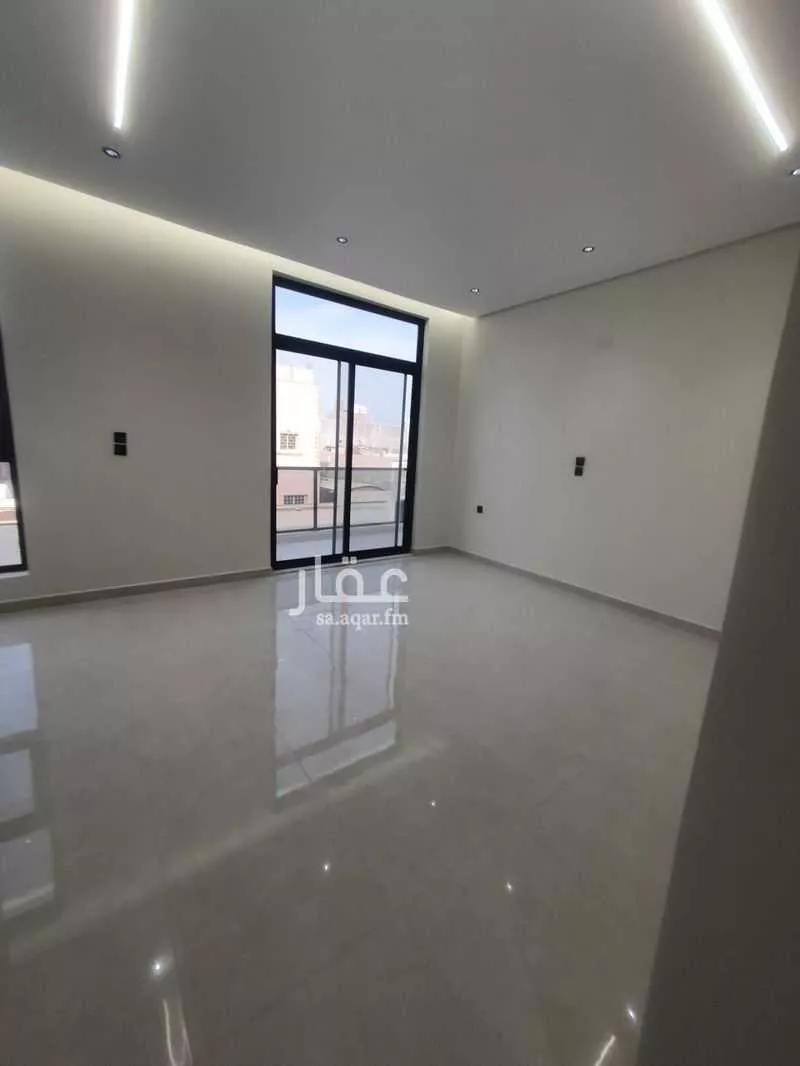 9 bedroom villa in Uhud 22