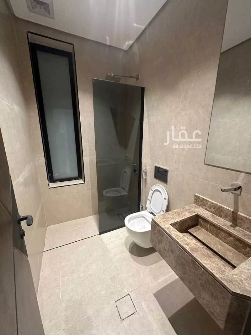 شقة 5 غرف في الحمرا 12