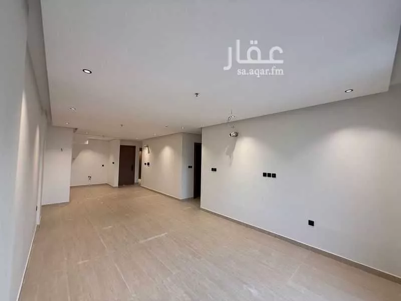 شقة 3 غرف في الحمرا 6