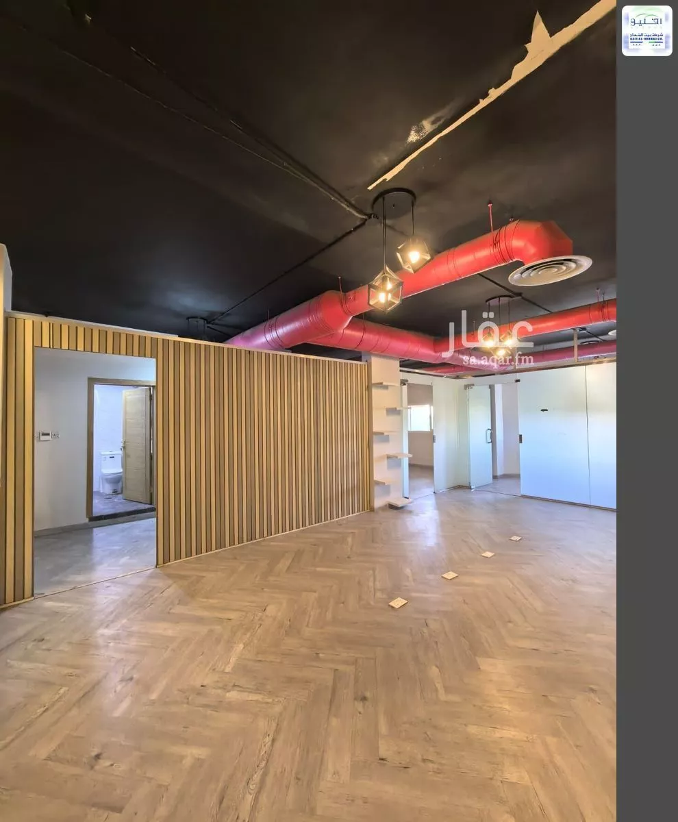 مكتب 100 م² في النزهة 4