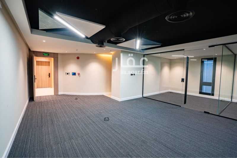 4 bedroom office in Al Murooj, Riyadh 6