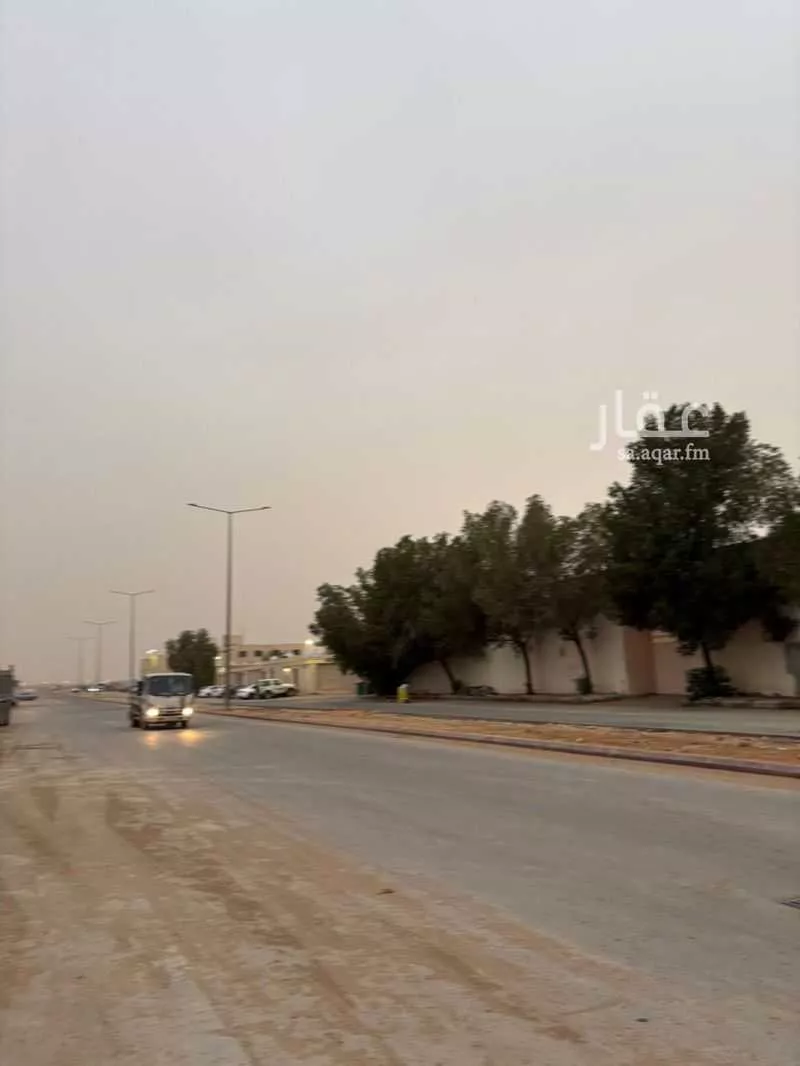 405 sqm building in Al Aridh 2