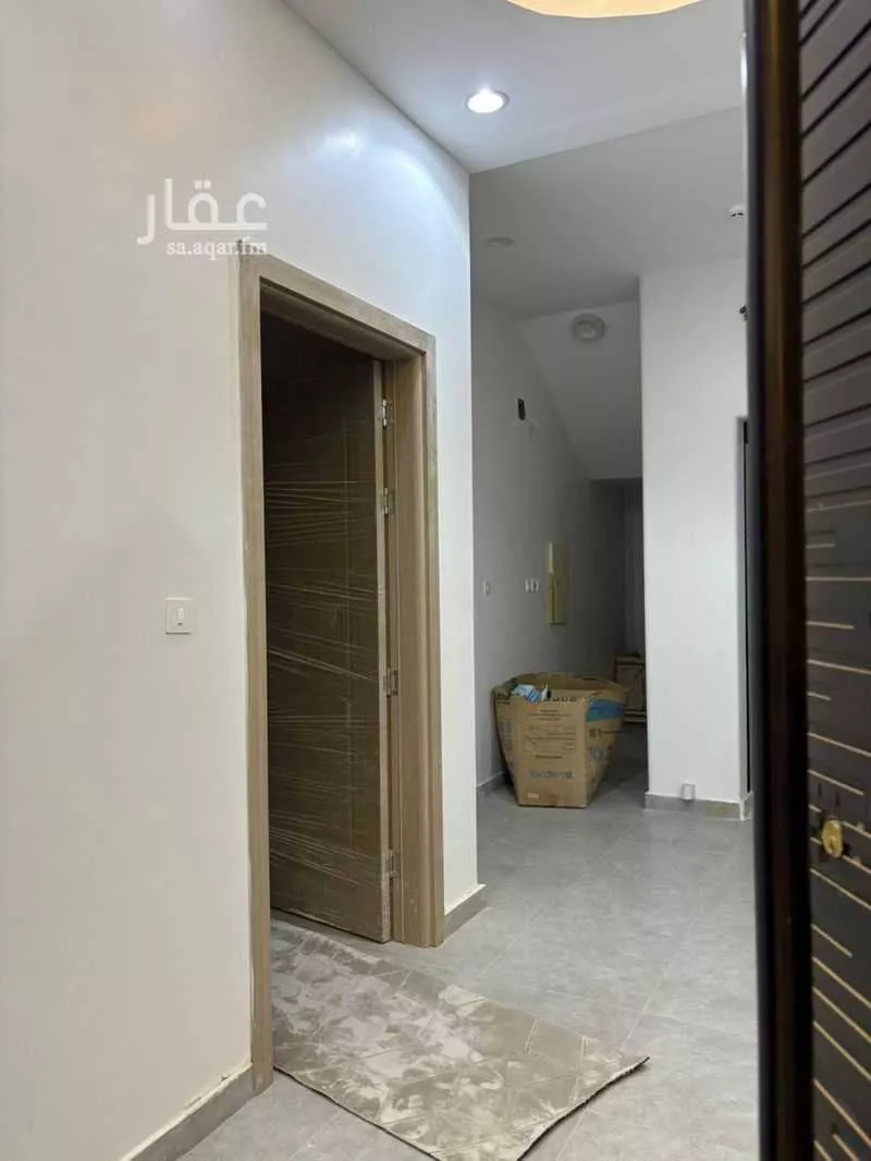 405 sqm building in Al Aridh 15