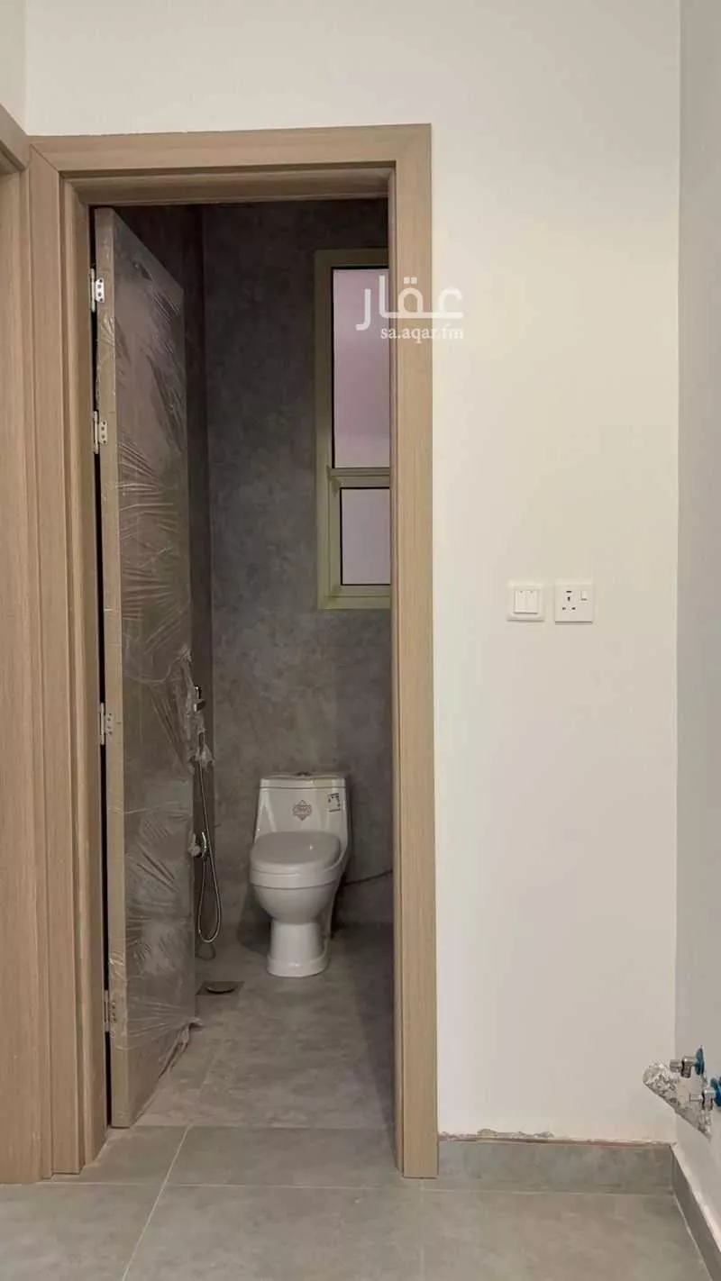 405 sqm building in Al Aridh 8