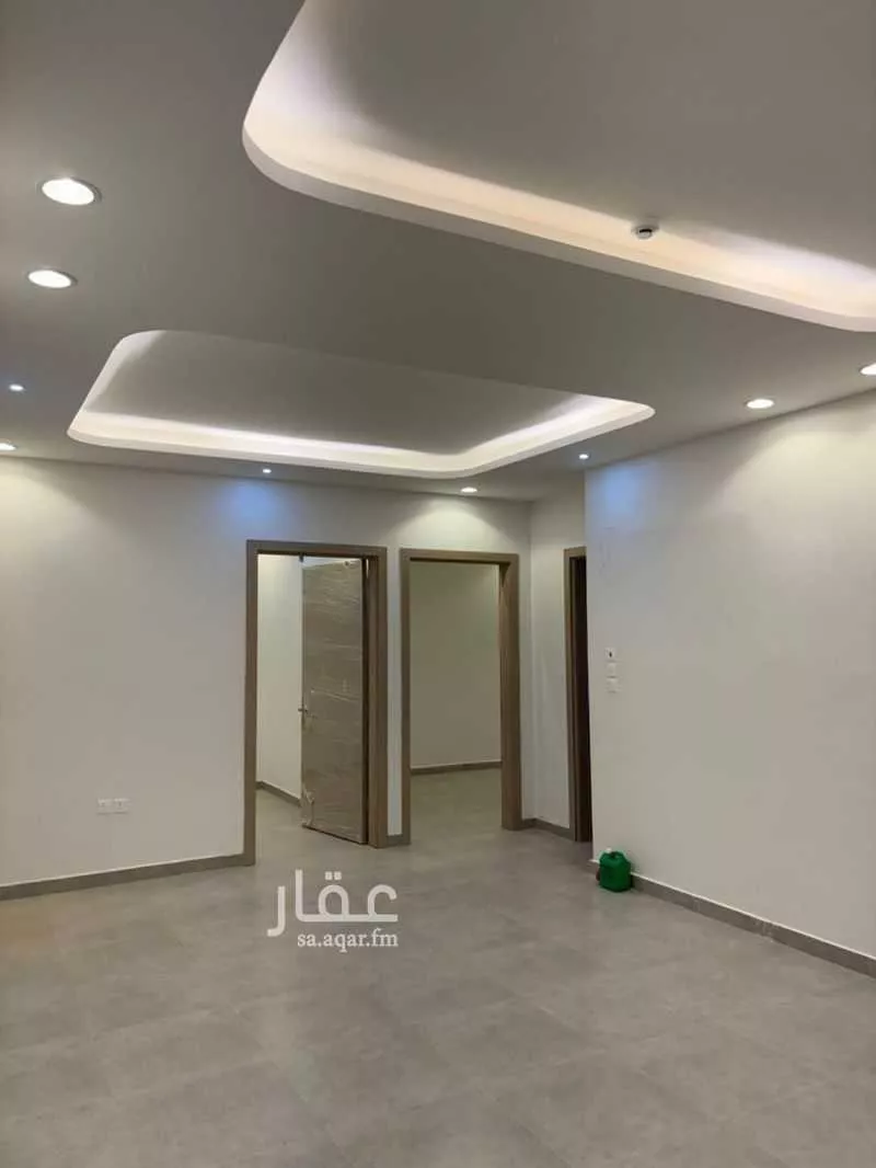 405 sqm building in Al Aridh 9