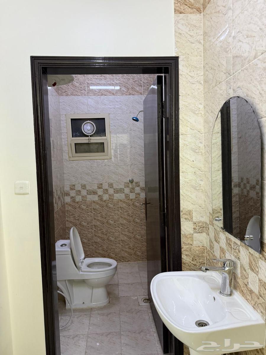 شقة 4 غرف في طويق 8