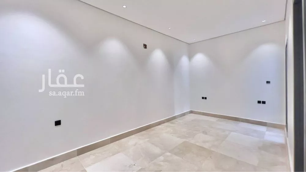 دور 4 غرف في الشرق 11