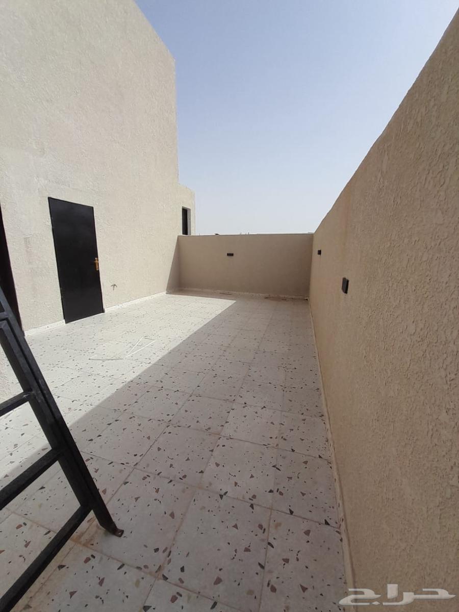 شقة 4 غرف في الجنادرية 3