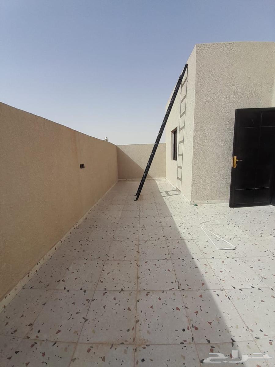 شقة 4 غرف في الجنادرية 8