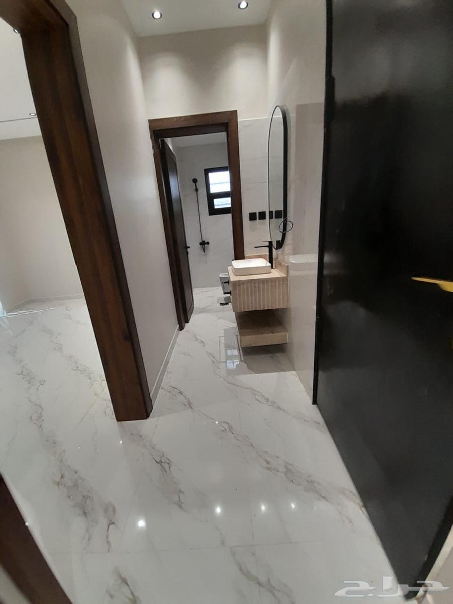 شقة 4 غرف في الجنادرية 9