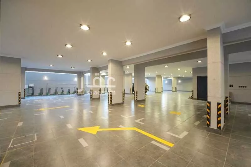 3 bedroom apartment in Al Rehab 6