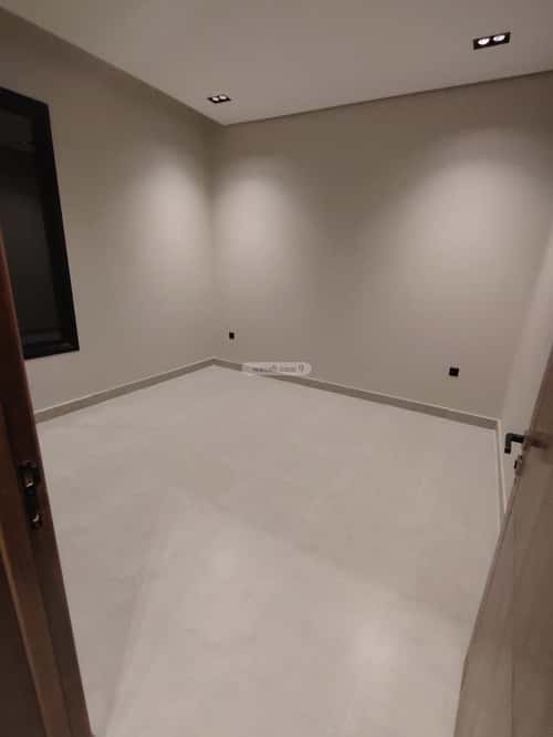 فيلا 6 غرف في المونسية 15