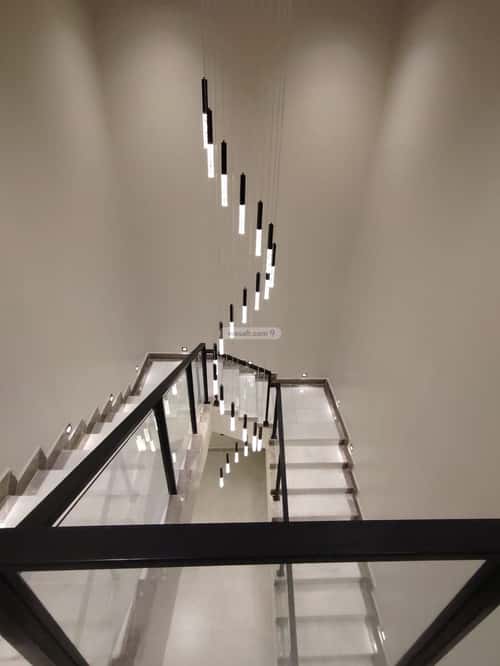 فيلا 6 غرف في المونسية 16