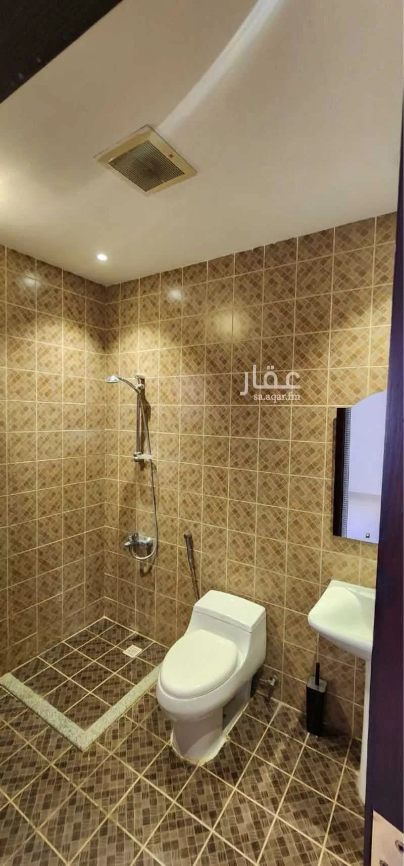 دور 4 غرف في النرجس 11