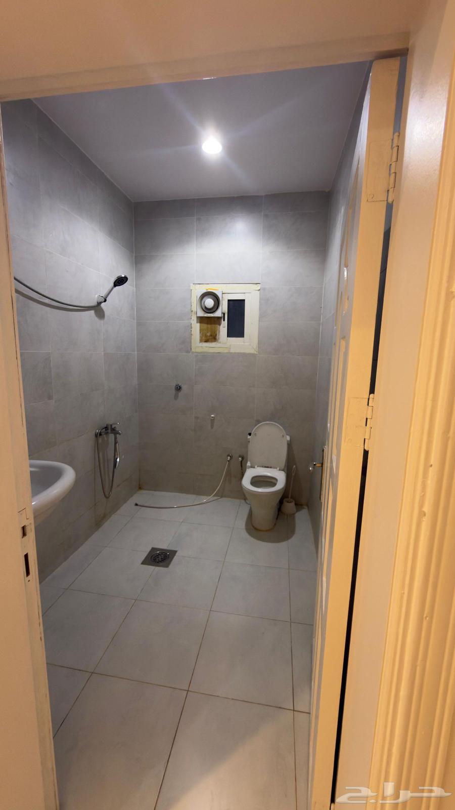 شقة 3 غرف في المنار 4