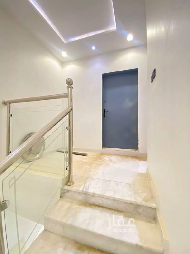 فيلا 5 غرف في العريجاء الوسطى 10