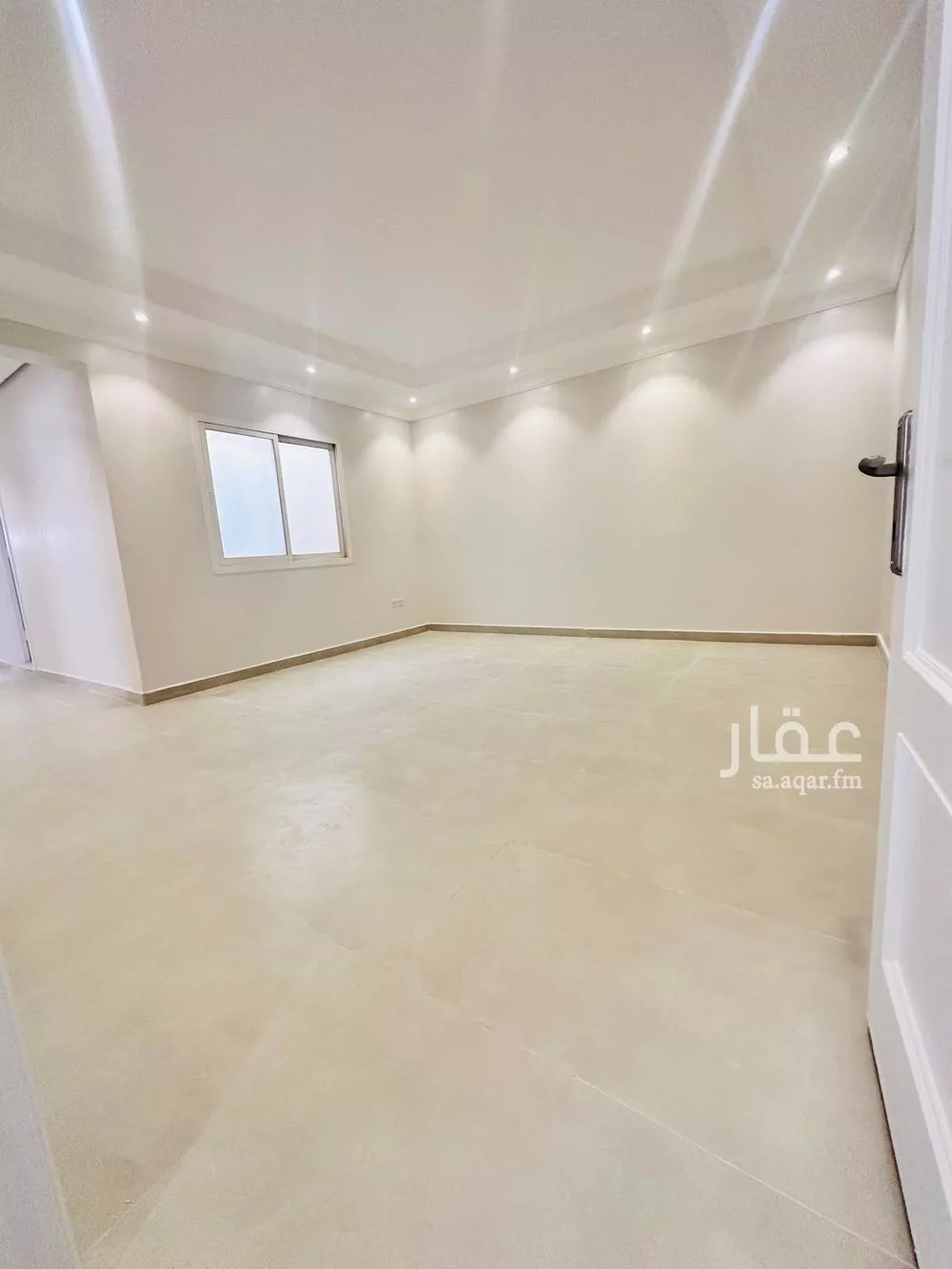 شقة 3 غرف في الروضة 5