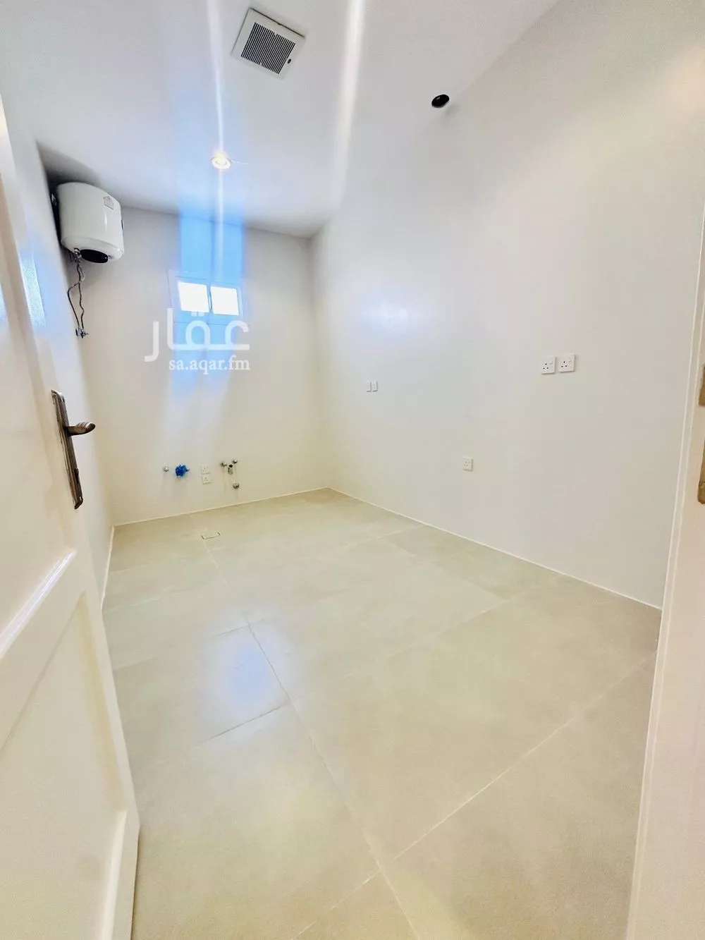 شقة 3 غرف في الروضة 8