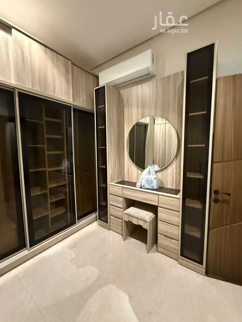 شقة 6 غرف في الشعلة 8