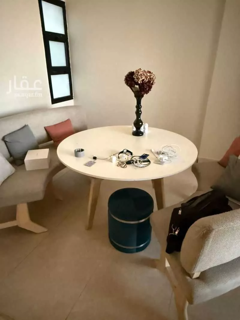 شقة 6 غرف في الشعلة 9