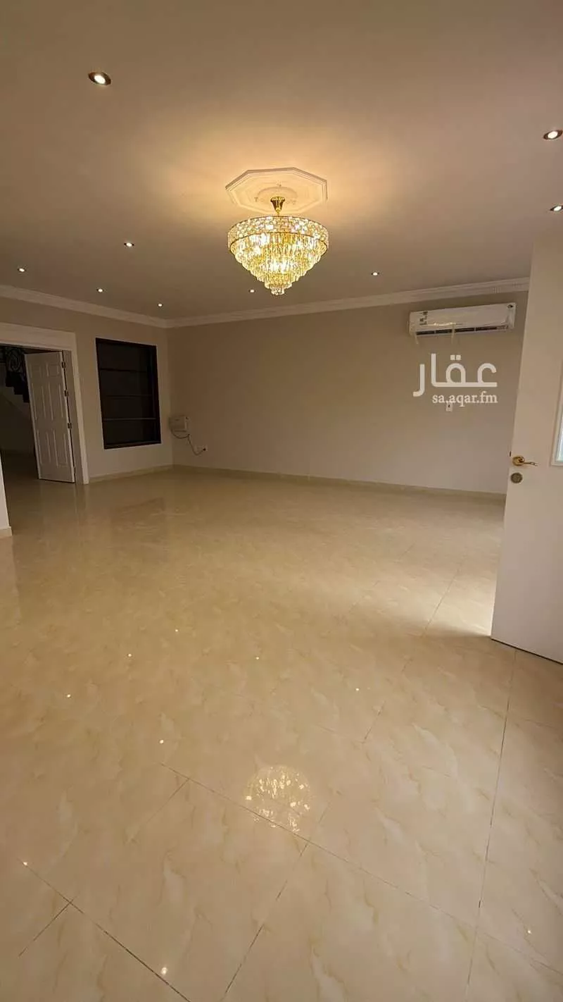 فيلا 7 غرف في المريكبات 4