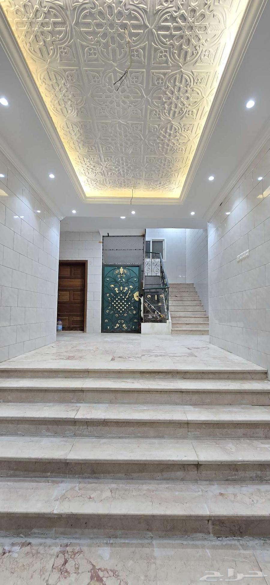 شقة 4 غرف في بطحاء قريش 2