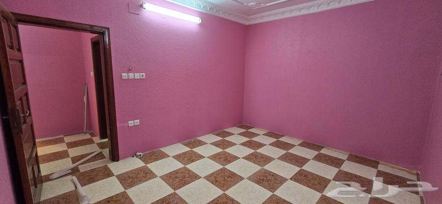 شقة 4 غرف في بطحاء قريش 10