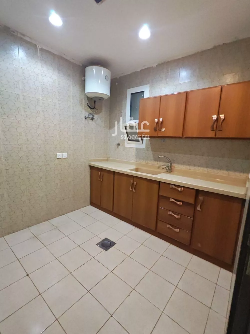 شقة 2 غرف في الروضة 7