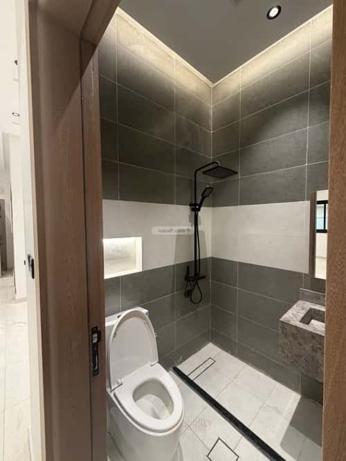 شقة 3 غرف في النعيم 5