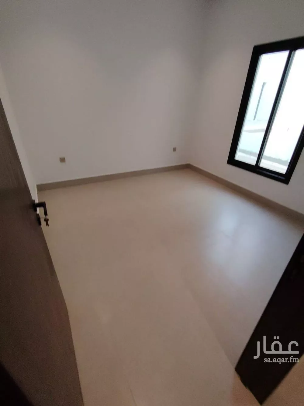 شقة 3 غرف في الرمال 9