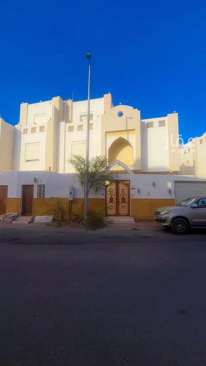 فيلا 8 غرف في الياقوت 4