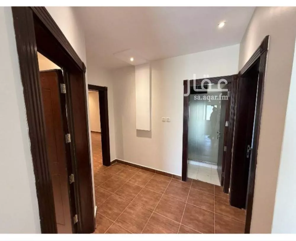 دور 3 غرف في الملقا 5