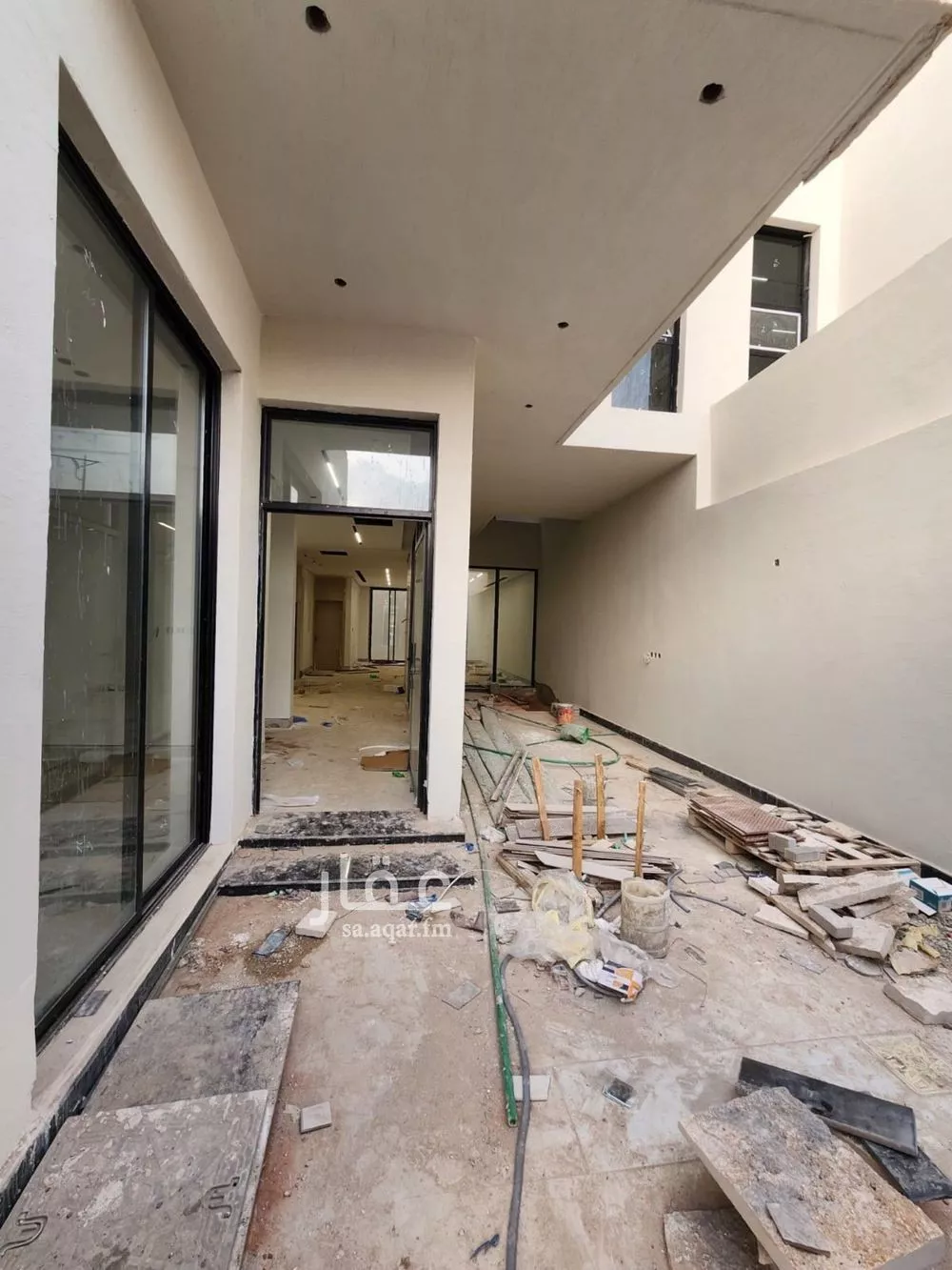 4 bedroom villa in Al Narjis 18