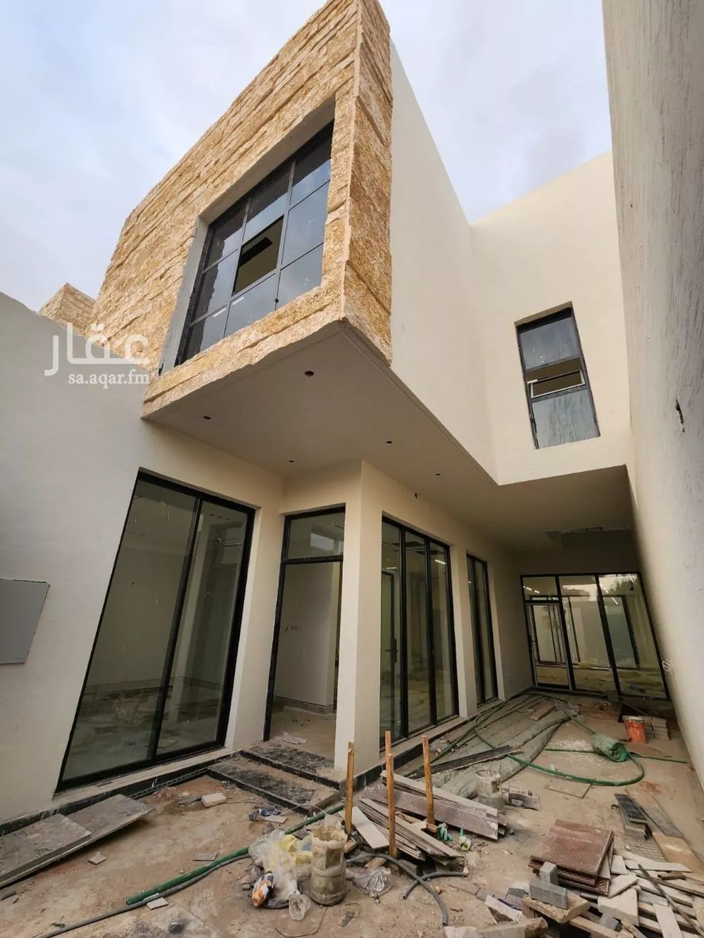 4 bedroom villa in Al Narjis 6
