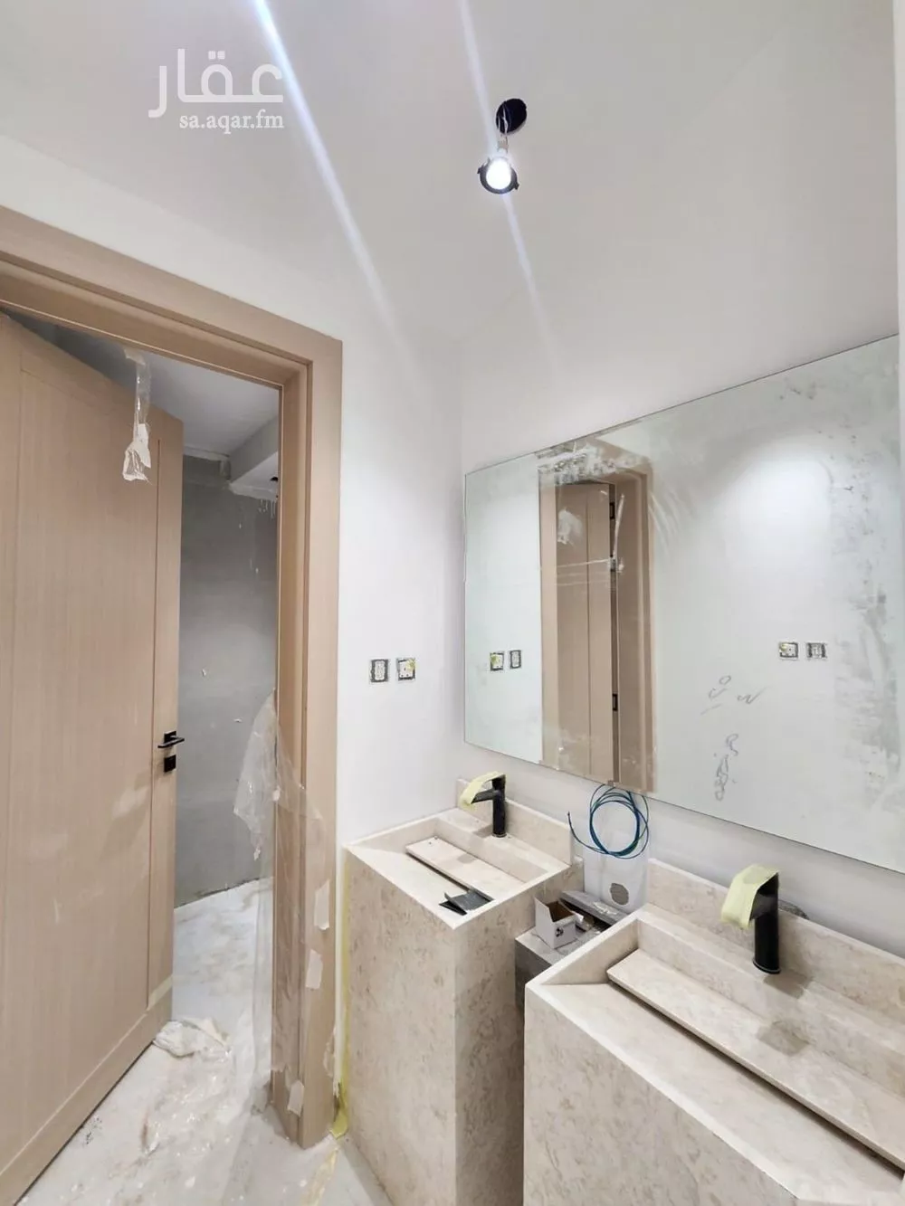 4 bedroom villa in Al Narjis 8