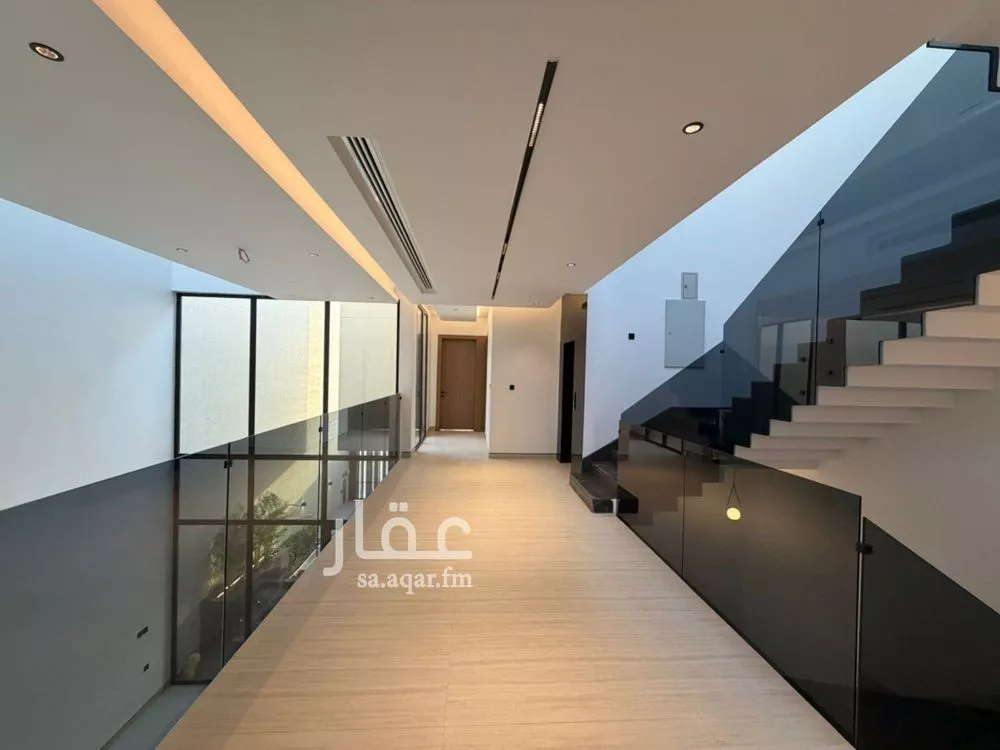 فيلا 7 غرف في العارض 15